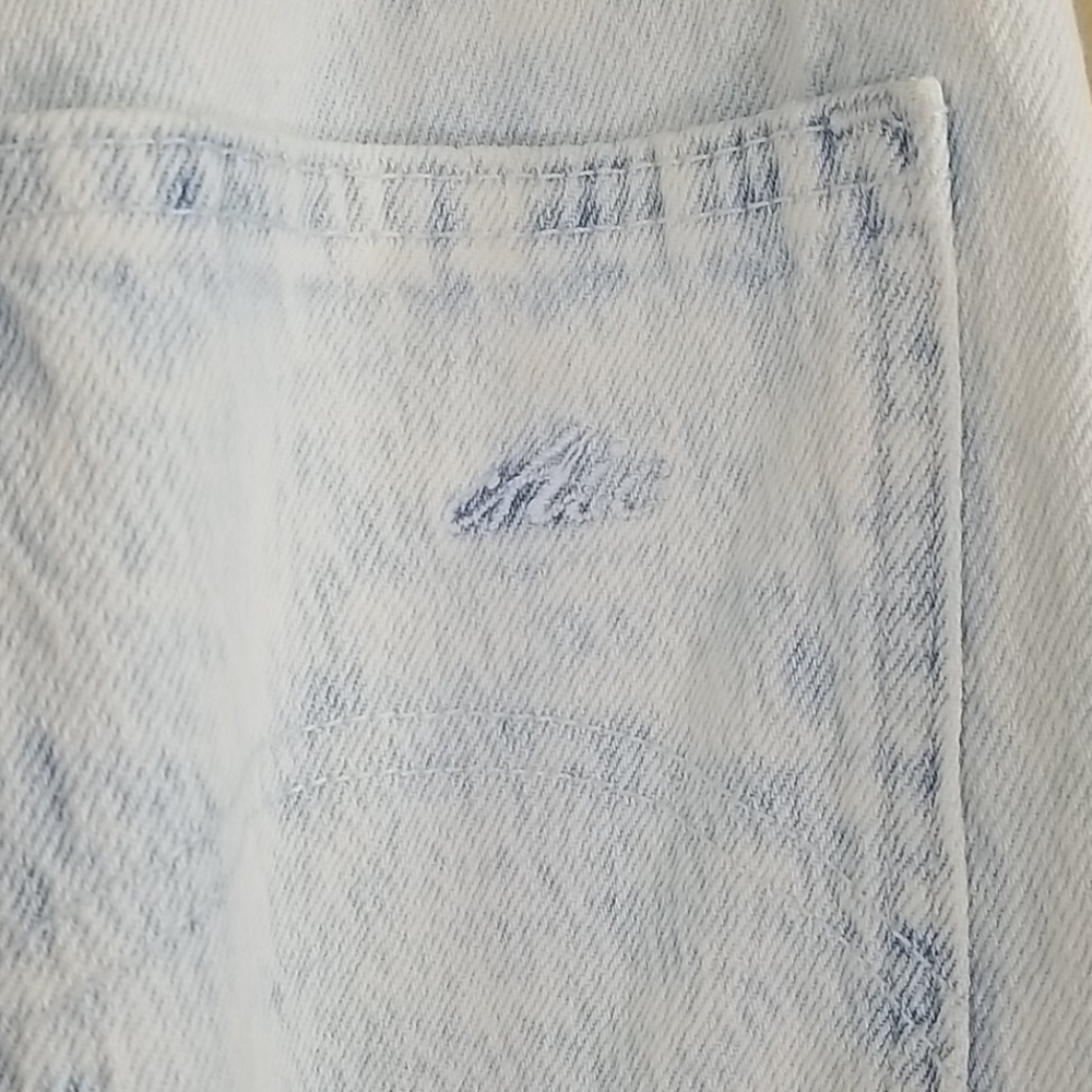 𝅺VINTAGE Chic acid wash Mom Jeans Tall - Picture 3 of 8